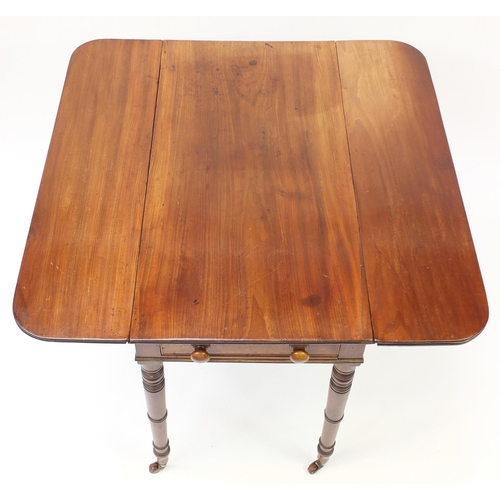 1606 - Victorian mahogany Pembroke table, 70cm H x 48cm W x 90.5cm D when closed