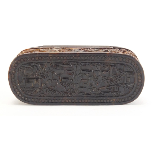 634 - Chinese Canton tortoiseshell snuff box having a hinged lid and inset silver cartouche, carved with d... 