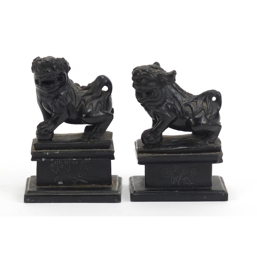 744 - Pair of Chinese hardstone carvings of Foo dogs, 8cm each