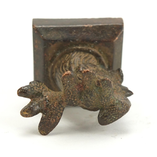 1125 - Chinese patinated bronze cockerel seal, 4cm high