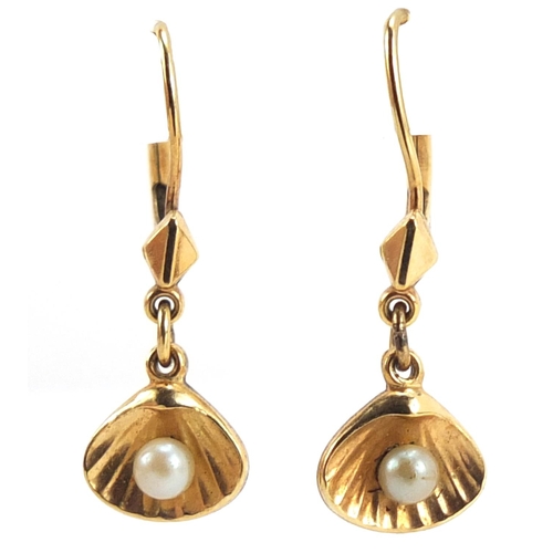 1104 - Pair of 14ct gold pearl clam design earring, 2.8cm in length, 1.6g