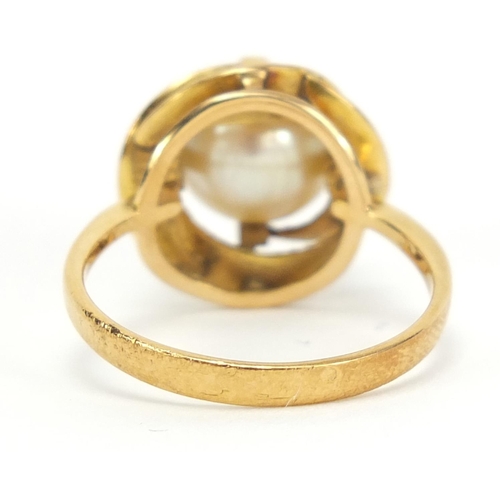 179 - 9ct gold pearl ring, size M, 4.8g