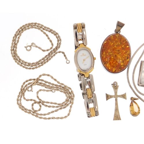 1192 - Silver jewellery including necklaces, pendants and a Gucci wristwatch