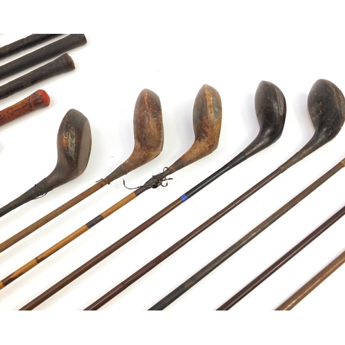 777 - Large selection of golf clubs