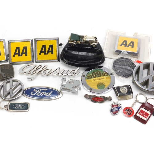 1073 - Automobilia including car badges and an ashtray