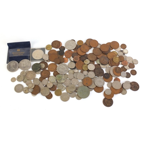 1124 - Victorian and later British and world coinage and tokens including some silver