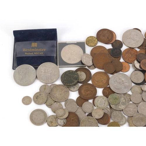 1124 - Victorian and later British and world coinage and tokens including some silver