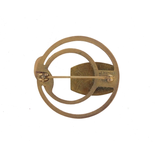 1301 - Gold coloured metal brooch set with a diamond, 2.8cm in diameter, 7.3g