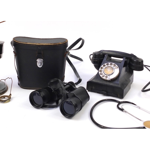 1530 - Sundry items including vintage black Bakelite telephone, three pairs of binoculars and an oil lamp