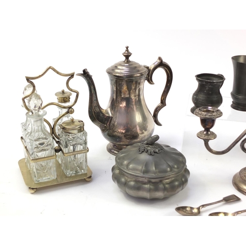 1529 - Metalware including a pair of brass candlesticks and silver plated cruet stand with glass bottles, t... 