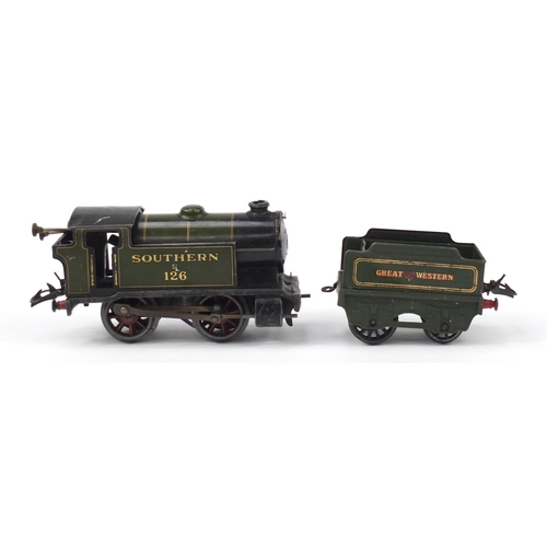 719 - Hornby O gauge tinplate clockwork model railway and accessories including Southern 126 locomotive