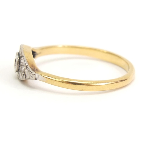 1013 - Art Deco style 18ct gold diamond ring, size P, 2.4g