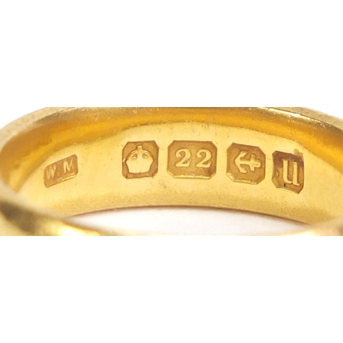 436 - 22ct gold wedding band, size M, 8.0g