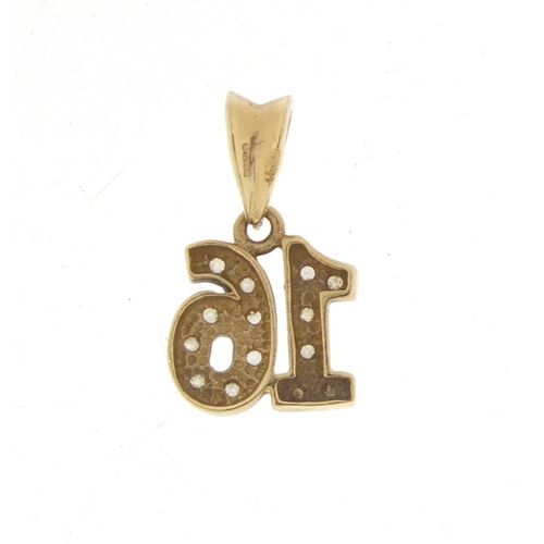 1012 - 9ct gold 16th birthday charm, 1.8cm in length, 1.3g