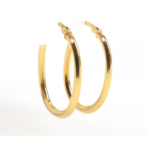 902 - Pair of 9ct gold hoop earrings, 3cm in length, 1.6g