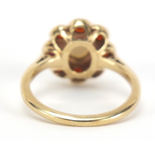 957 - 9ct gold pearl and garnet ring, size L, 3.0g