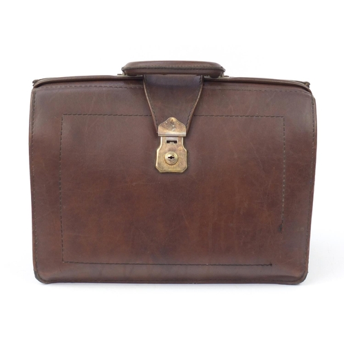 1358 - Vintage brown leather Cheney doctors bag, 44cm wide