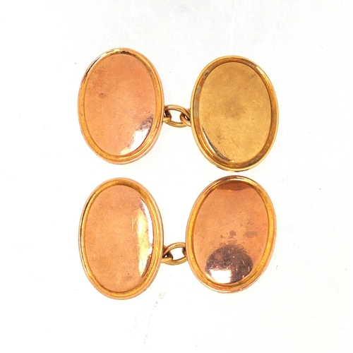 828 - Pair of 9ct gold cufflinks, 6.4g