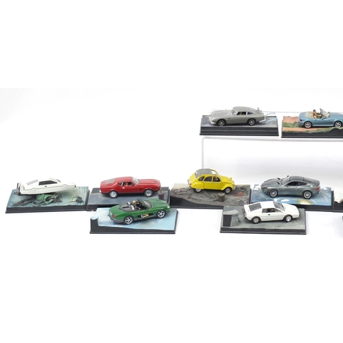 1037 - James Bond die cast vehicles including Aston Martin DB5, BMW 750IL and Aston Martin V8 Vantage