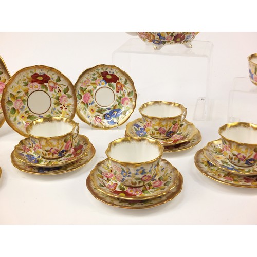 432 - Hammersley Queen Anne six place tea service comprising teapot, six trios, sandwich plate, sugar bowl... 