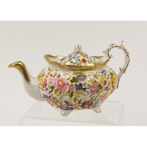 432 - Hammersley Queen Anne six place tea service comprising teapot, six trios, sandwich plate, sugar bowl... 