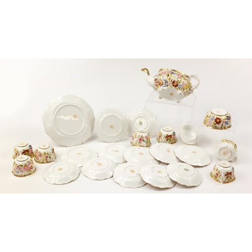 432 - Hammersley Queen Anne six place tea service comprising teapot, six trios, sandwich plate, sugar bowl... 