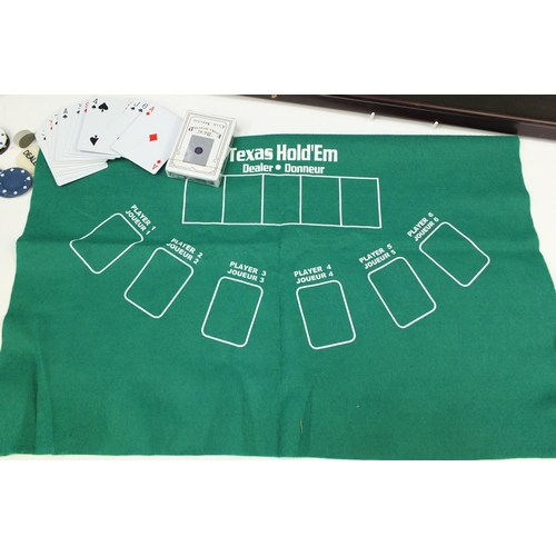 1557 - Blackjack poker set with chips, 78cm wide