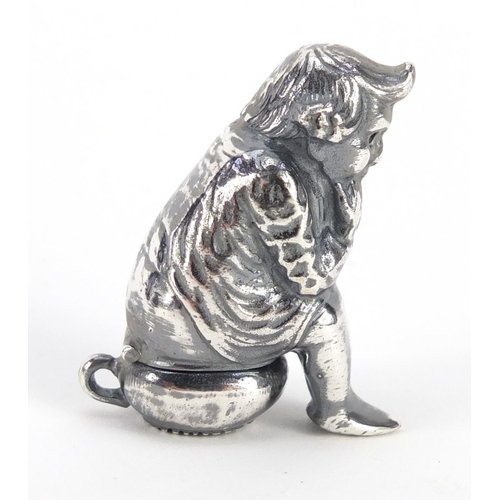 1155 - Novelty silver coloured metal vesta in the form of a leprechaun, 4.5cm high