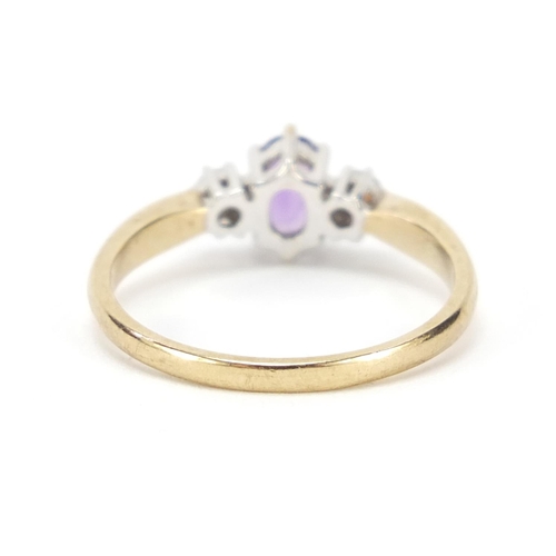 1189 - 9ct gold amethyst and diamond ring, size O, 2.2g