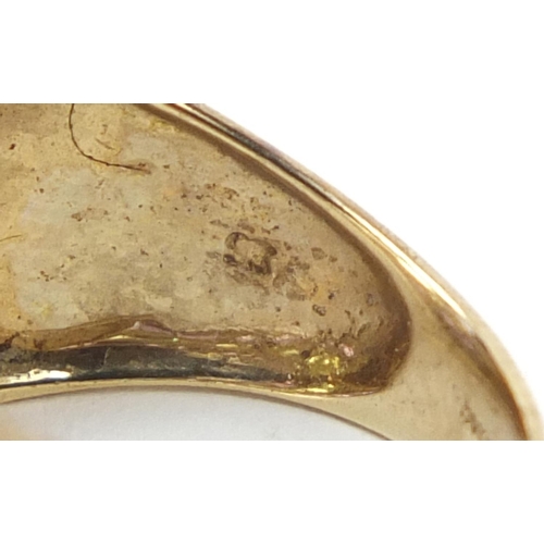203 - 9ct gold amethyst and peridot three row ring, size P, 4.8g