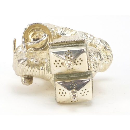 278 - Novelty silver plated cruet in the form of an elephant, 12cm high