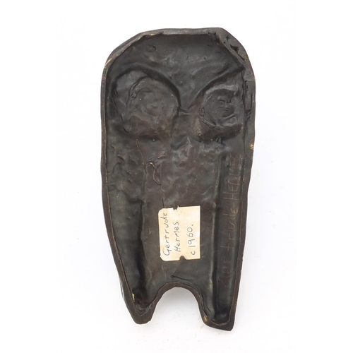 5 - Modernist patinated bronze owl plaque in the manner of Gertrude Hermes, 20cm high
