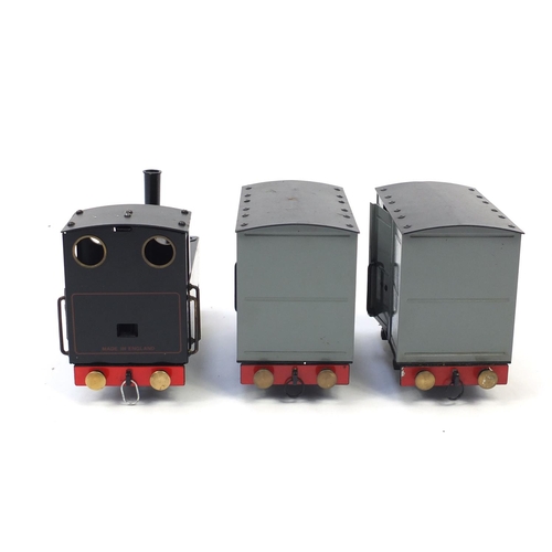 889 - Mamod tinplate steam railway train set with box