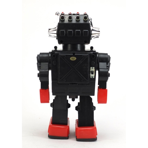 Vintage Saturn giant walking robot with box by Kamco, 29.5cm high