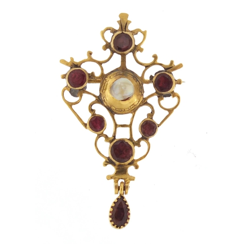 678 - Antique unmarked gold garnet and pearl brooch, 4.5cm in length, 4.0g