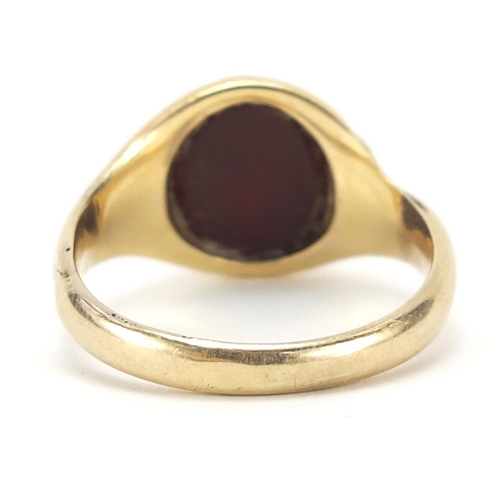 17 - Unmarked gold intaglio seal ring, (tests as 9ct gold) size U, 3.2g