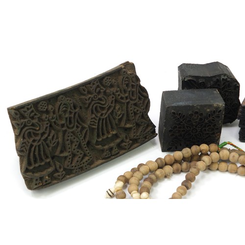 1533 - Ethnographic items including Indian printing blocks and rosary necklaces