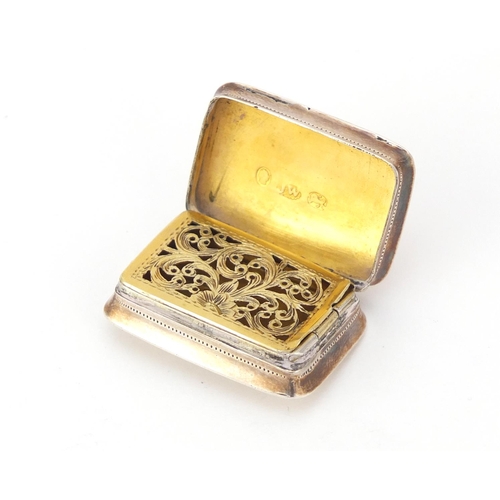 323 - William IV silver vinaigrette with gilt interior by Joseph Willmore, Birmingham 1837, 3.2cm wide, 12... 