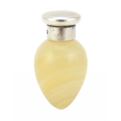 283 - Victorian agate scent bottle with silver lid by Sampson Mordan & Co, London 1887, 4.5cm high, 29.0g