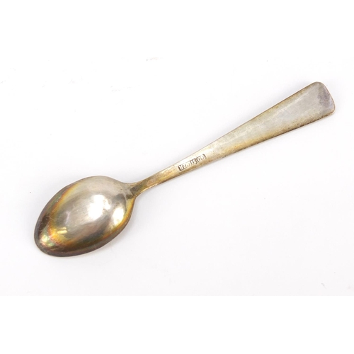 412 - Chinese silver egg cup and spoon, engraved with a dragon, the spoon 9.5cm in length, 37.4g