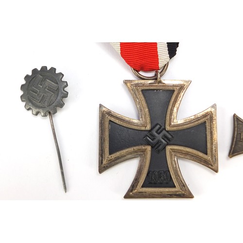 427 - German and Polish militaria including a Cross of Valor, Wounds badge, Iron Cross and 1939 War Merit