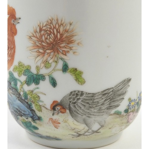 77 - Good Chinese porcelain teacup, finely hand painted with two roosters and two chicks amongst flowers ... 