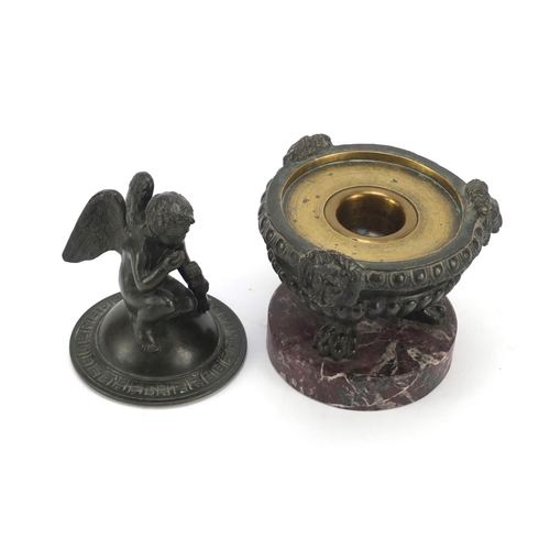 324 - 19th century Renaissance style Grand Tour patinated bronze inkwell with cherub lid and brass liner, ... 