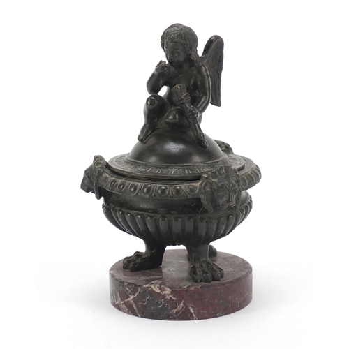 324 - 19th century Renaissance style Grand Tour patinated bronze inkwell with cherub lid and brass liner, ... 