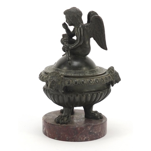 324 - 19th century Renaissance style Grand Tour patinated bronze inkwell with cherub lid and brass liner, ... 