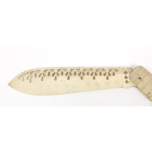 415 - Scrimshaw style bone folding knife, carved with birds in a bush, 20cm in length