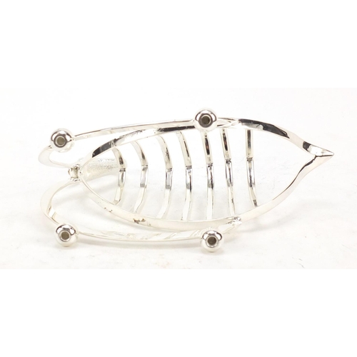 770 - Novelty silver plated toast rack in the form of a swan, 21cm in length