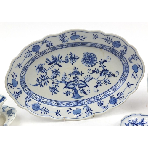 739 - 19th century Blue Onion pattern china by Meissen and Hutschenreuther including a bowl and a sauce bo... 