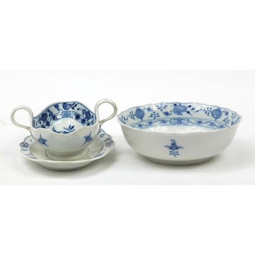 739 - 19th century Blue Onion pattern china by Meissen and Hutschenreuther including a bowl and a sauce bo... 