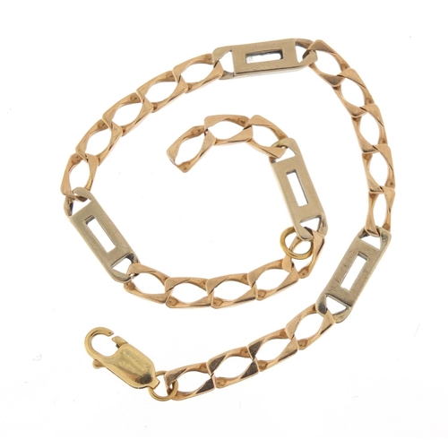 209 - 9ct two tone gold bracelet, 22cm in length, 11.5g